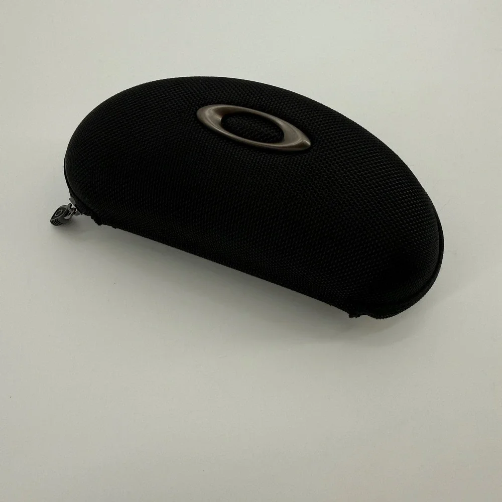 Oakley Black Hard Shell Sunglasses Case Zipper‎ Closure